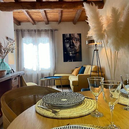 Maison Cosy, 2 Chambres, Adossee Aux Remparts Aigues-Mortes Exterior foto